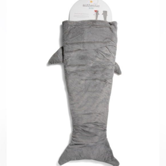 AUTHENTIC KIDS 2pc Shark Toy And Sammy Shark Faux Fur - Picture 2 of 2